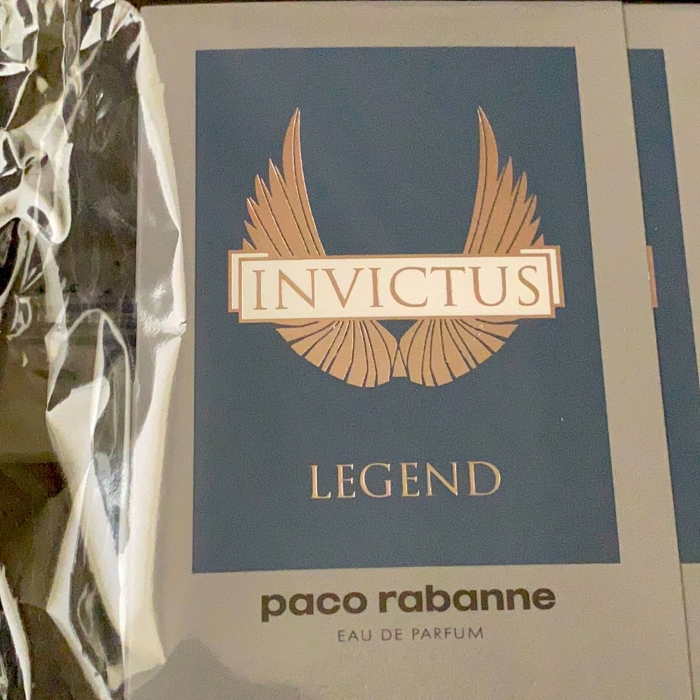 Invictus Legend parfum 1.5 ML samplers X 12!!! NEW in package FREE gift included